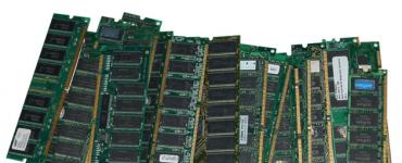 Jak dodać pamięć RAM do laptopa - wybór i instalacja modułów pamięci Jak zwiększyć pamięć systemową w laptopie