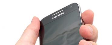 Kan ikke se minnekortet til Samsung Galaxy S4 i9500